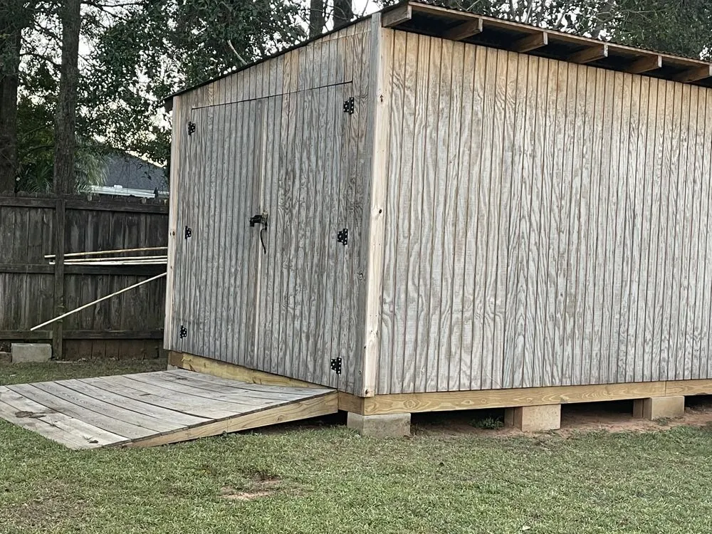 Professional fence installation in Mobile, AL by Studs Contracting