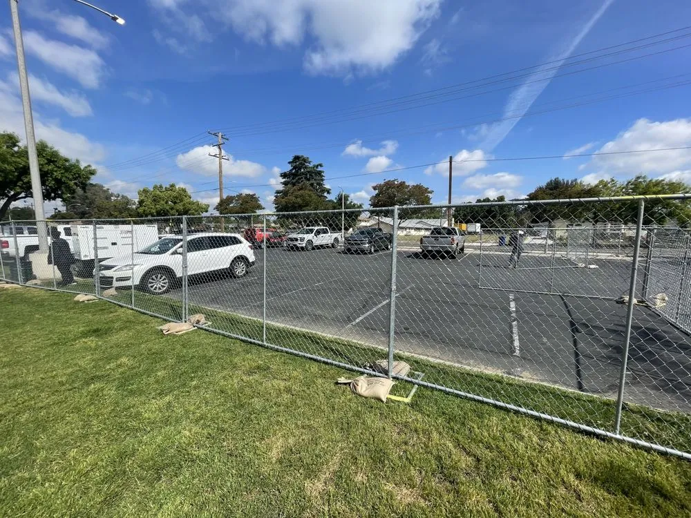 Affordable fence repair experts serving Riverside, CA - Sun E Tech