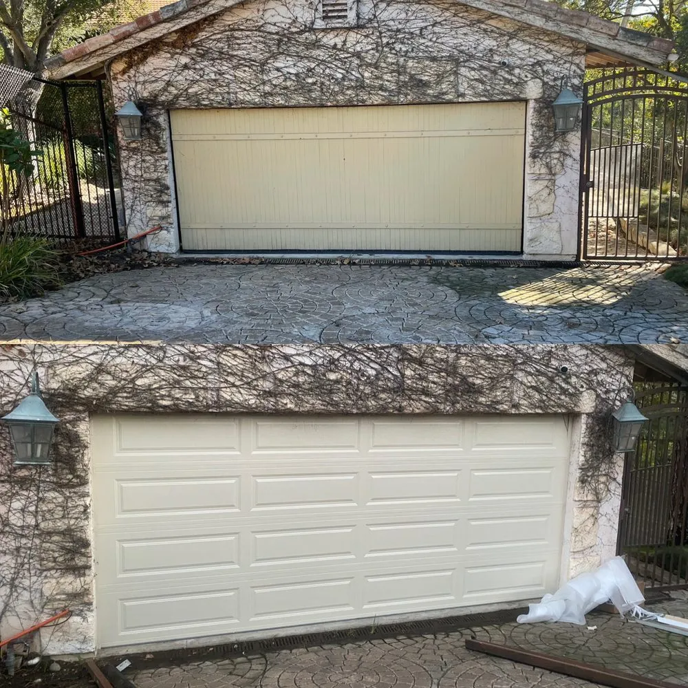Quality chain link fencing service in Calabasas, CA - Sunset