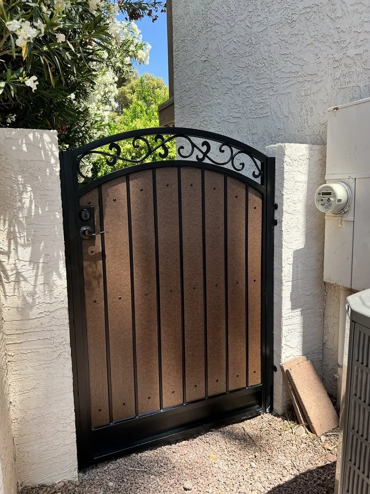 Affordable chain link fencing in Tempe, AZ by Sunset Gates