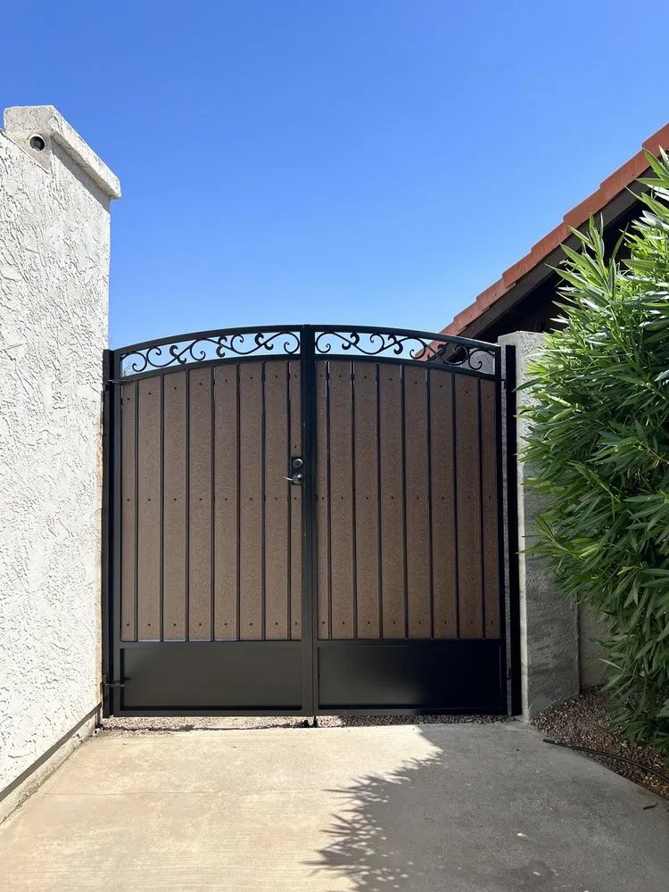 Professional chain link fencing for homes in Tempe, AZ by Sunset Gates