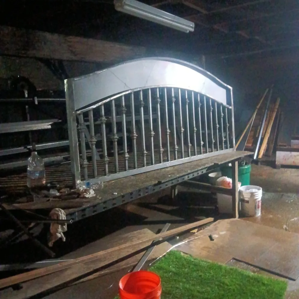 Affordable chain link fencing experts serving Pasadena, CA - Sunset Welding