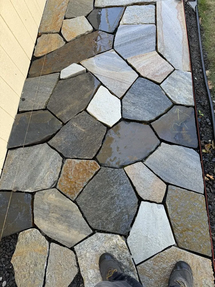 Top-rated privacy fencing in Springfield, OR by Sunset Winds Designs