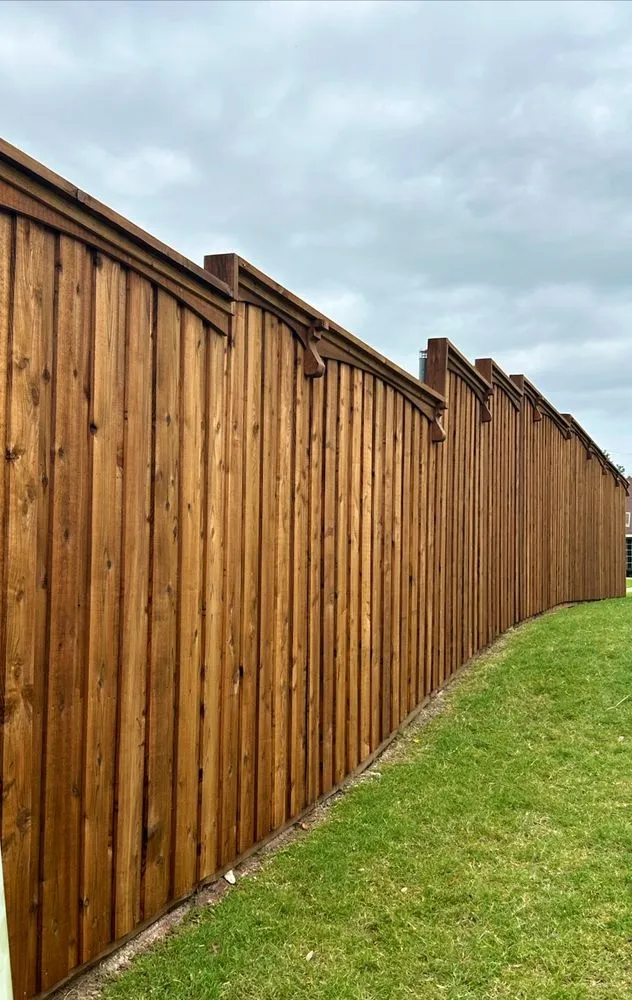 Affordable wood fence service experts serving Midlothian, TX - Sunshield Staining