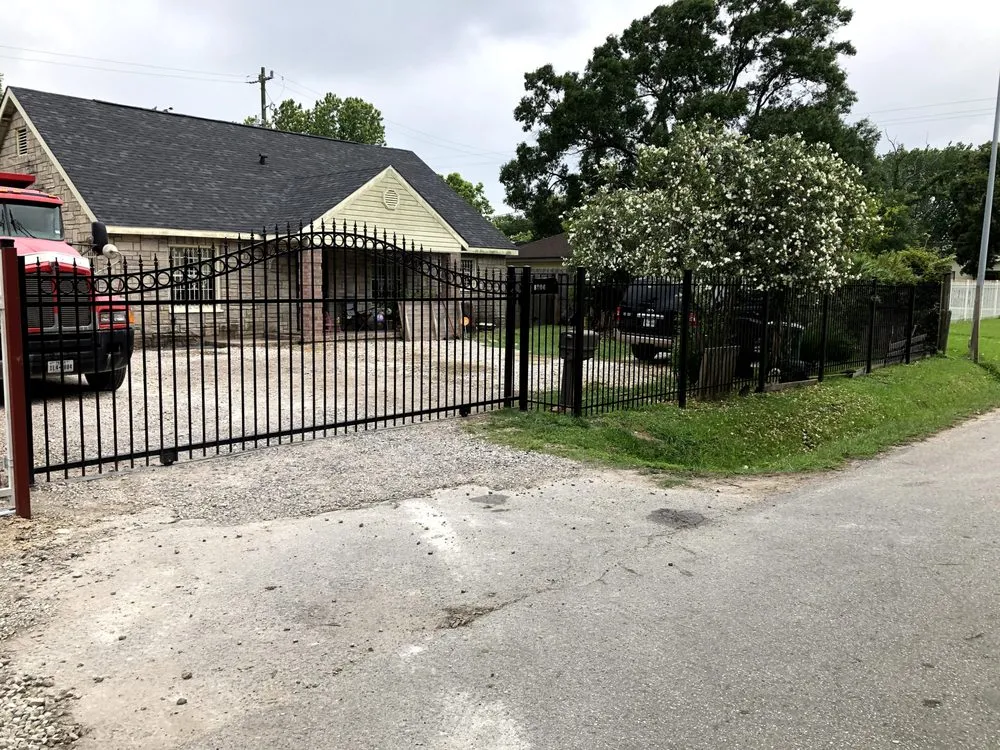 Local fence repair service in Spring, TX - Supreme Gate
