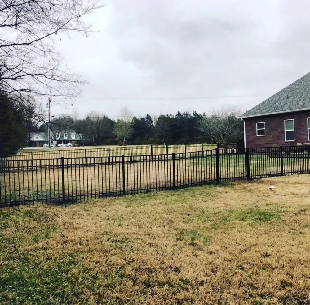 Reliable vinyl fence installation service in Springfield, TN - Syndicate