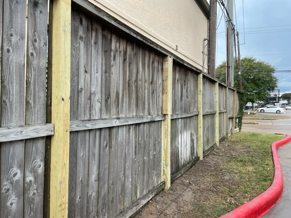 Quality fence repair for homes in Spring, TX by T & D Frame Construction