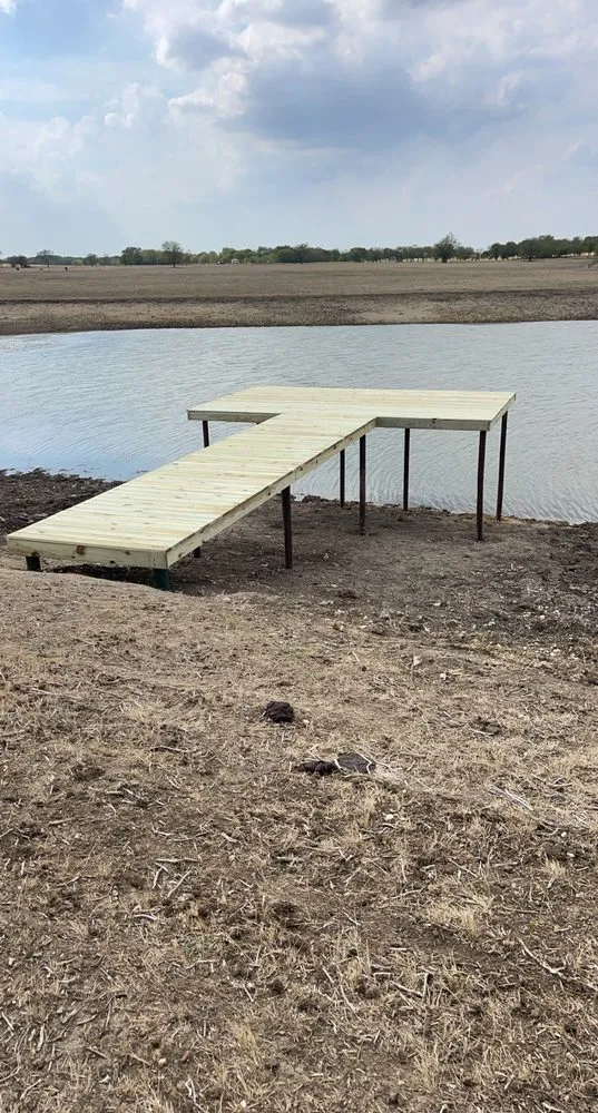 Quality wood fence service for homes in Cleburne, TX by Tex Weld