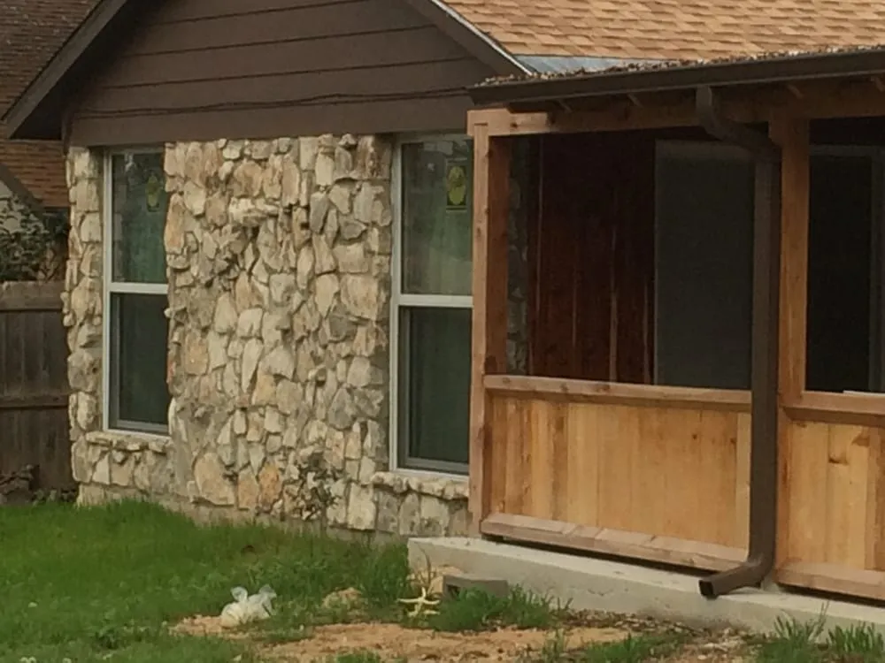 Professional vinyl fence installation service in Leander, TX - The Roofer Plus