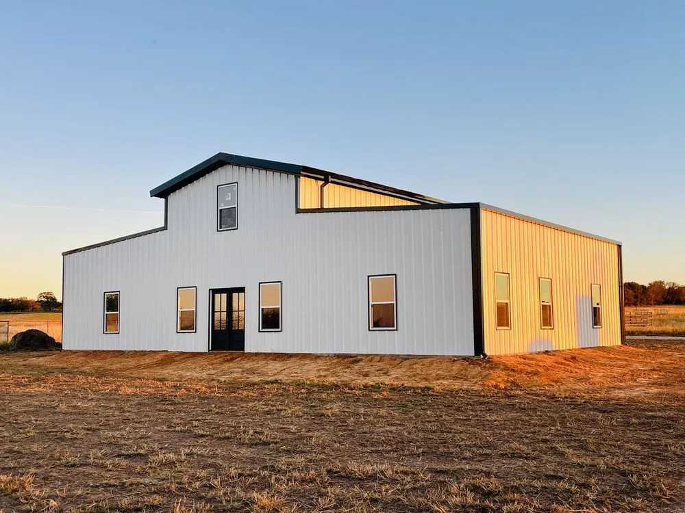 Trusted chain link fencing for homes in Thorndale, TX by TK Builders