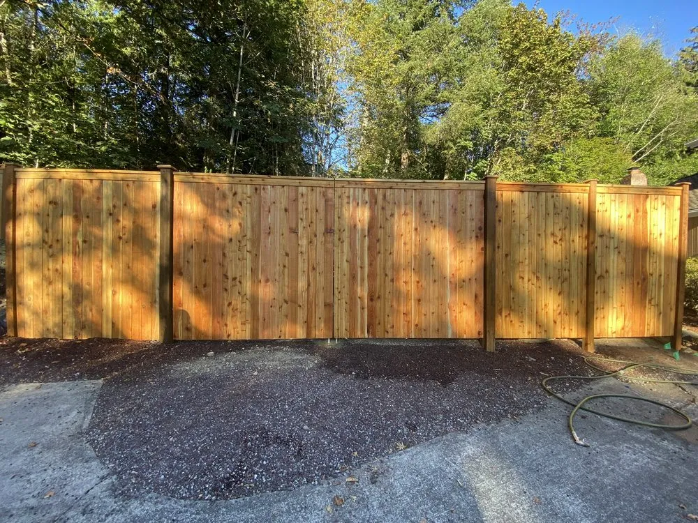 Reliable chain link fencing experts serving Sumner, WA - True Construction