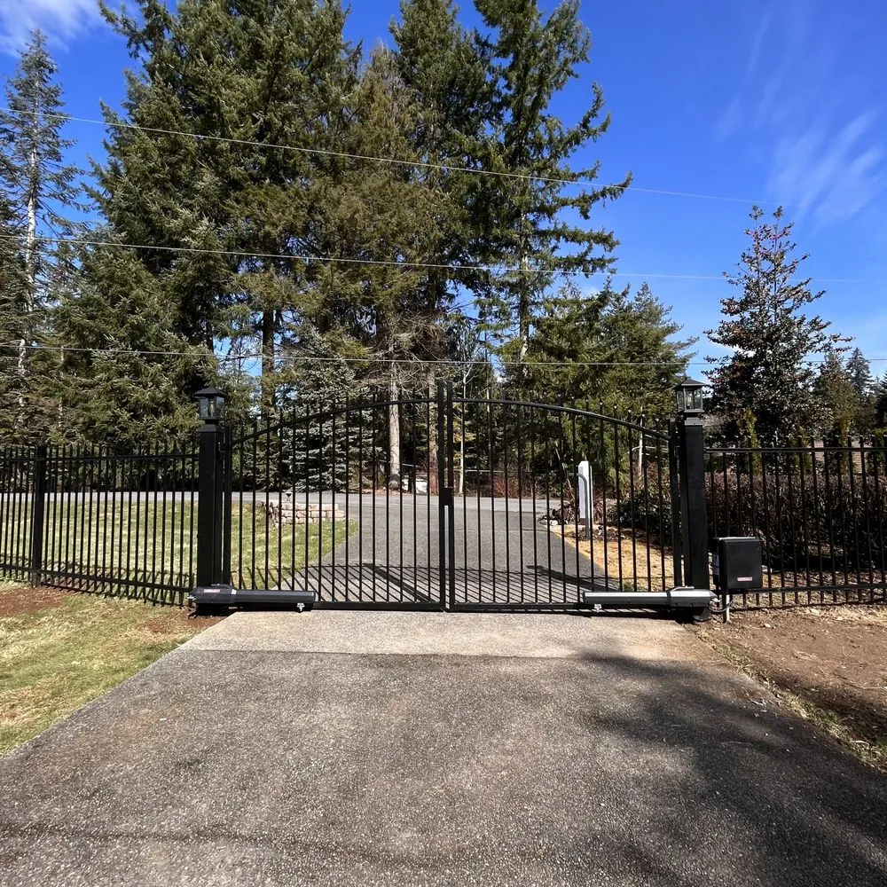 Quality privacy fencing in Sumner, WA by True Construction