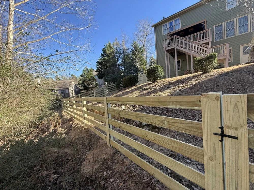 Trusted privacy fencing experts serving Commerce, GA - Truebuilt Deck & Fence