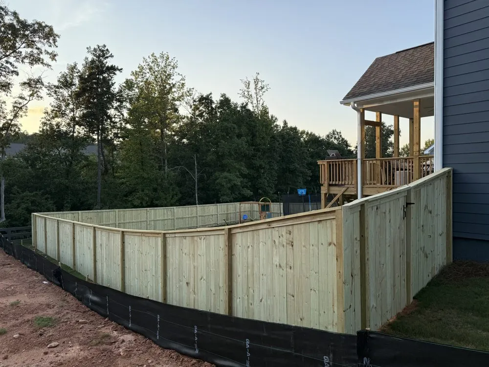 Affordable privacy fencing for homes in Commerce, GA by Truebuilt Deck & Fence