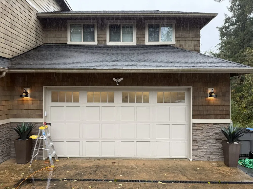 Quality wood fence service in Everett, WA by Truefix Home