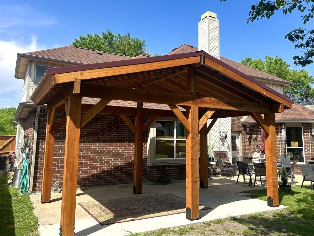 Quality wood fence service service in Azle, TX - TX Contracting