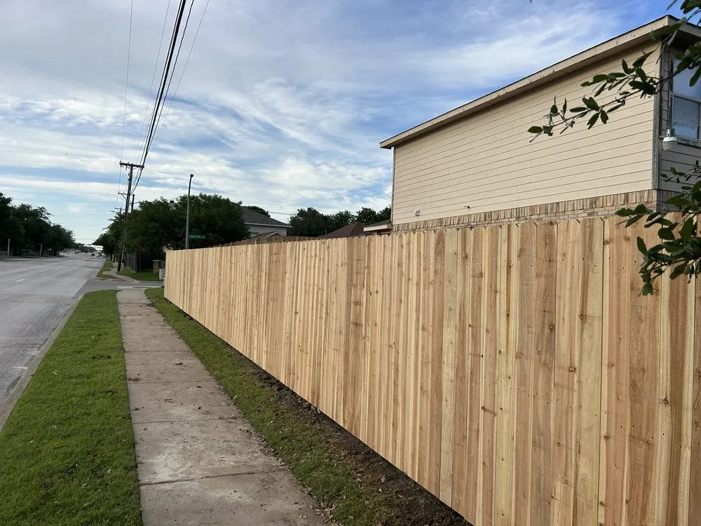 Top-rated chain link fencing in Azle, TX by TX Contracting