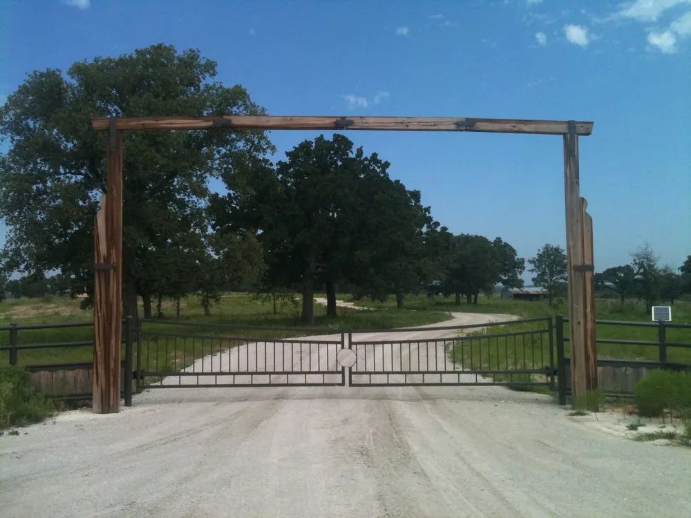 Affordable fence installation for homes in Tolar, TX by TX Gate Master