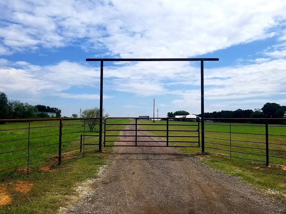 Expert wood fence service for homes in Tolar, TX by TX Gate Master
