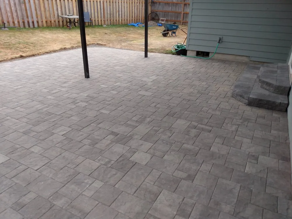 Local fence repair in Gresham, OR by Underway Construction