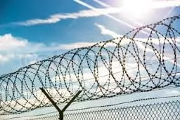 Trusted privacy fencing service in Industry, CA - USA razor