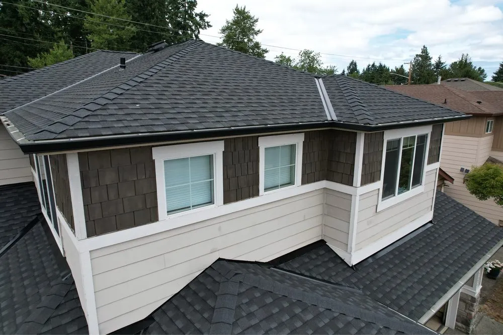 Expert privacy fencing service in Bothell, WA - Valentin Roofing