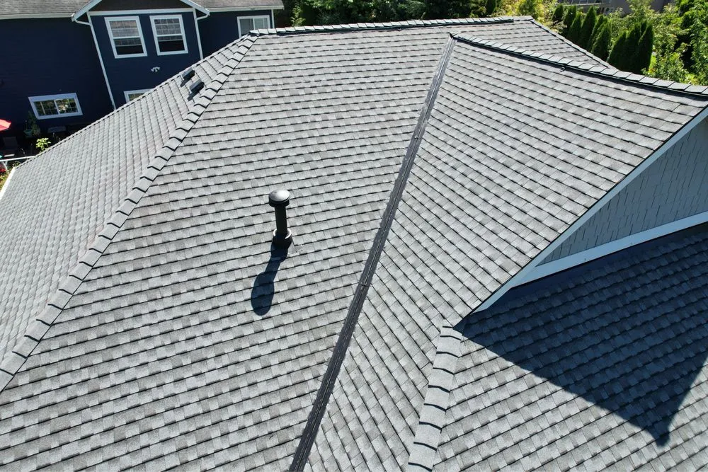 Local privacy fencing experts serving Bothell, WA - Valentin Roofing