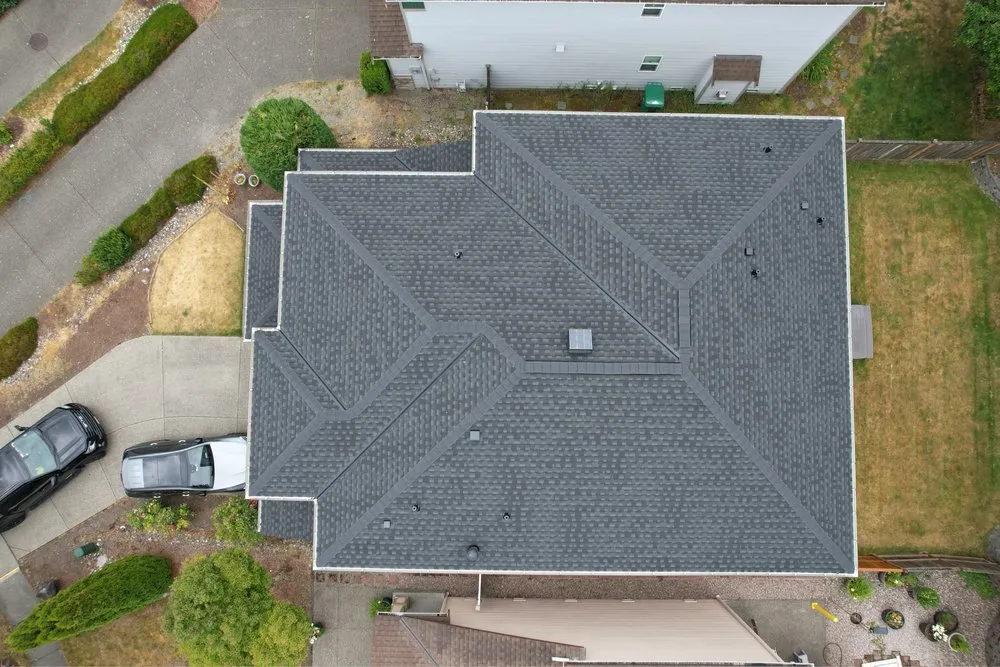 Quality privacy fencing for homes in Bothell, WA by Valentin Roofing