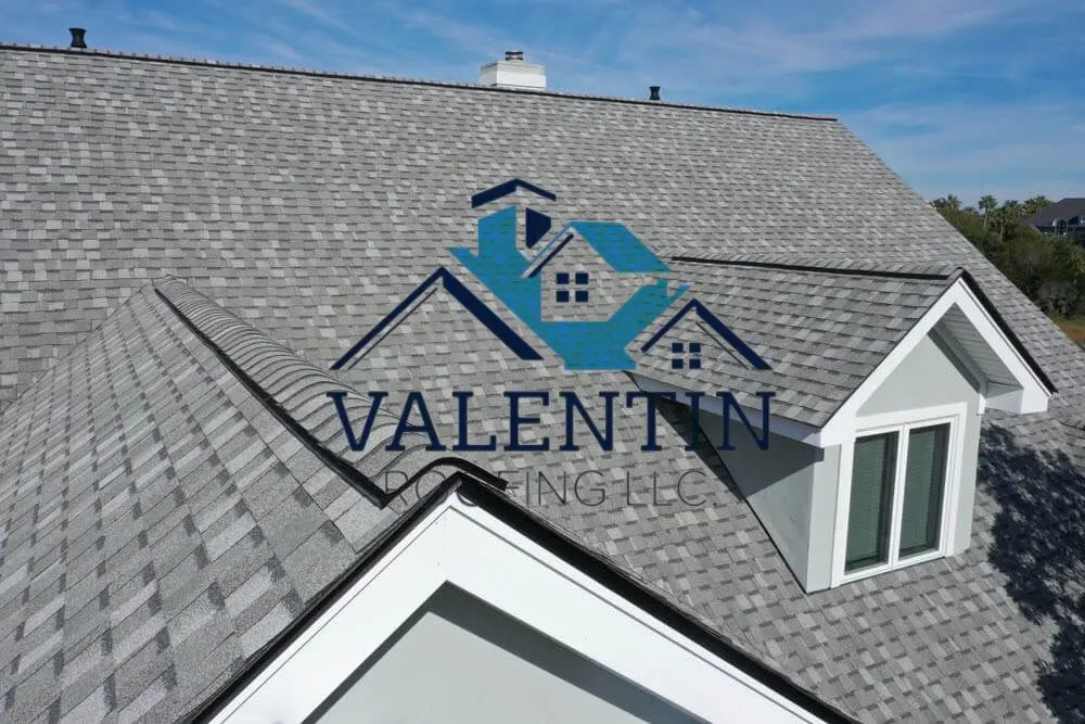 Affordable fence repair in Bothell, WA by Valentin Roofing