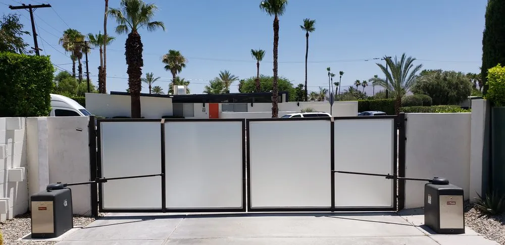 Top-rated fence repair in Ontario, CA by VG Tech