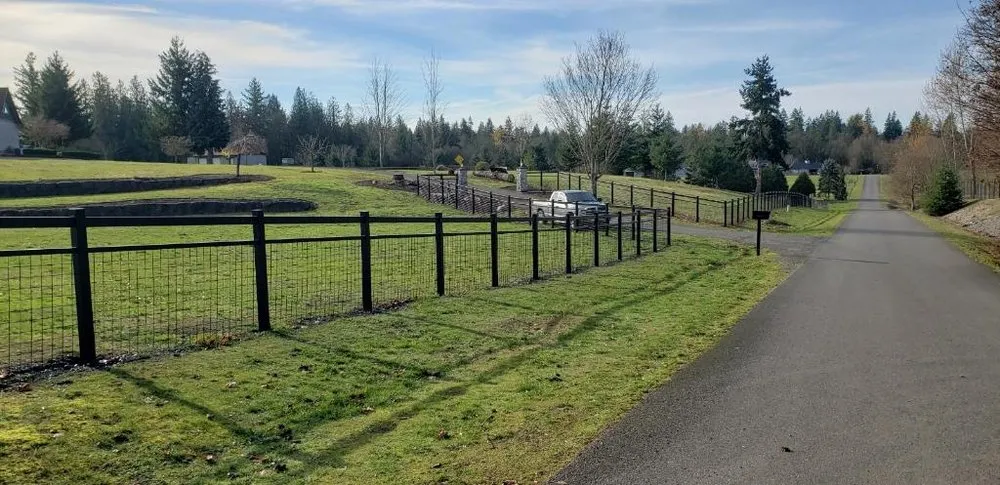 Expert privacy fencing experts serving Enumclaw, WA - Webley Made