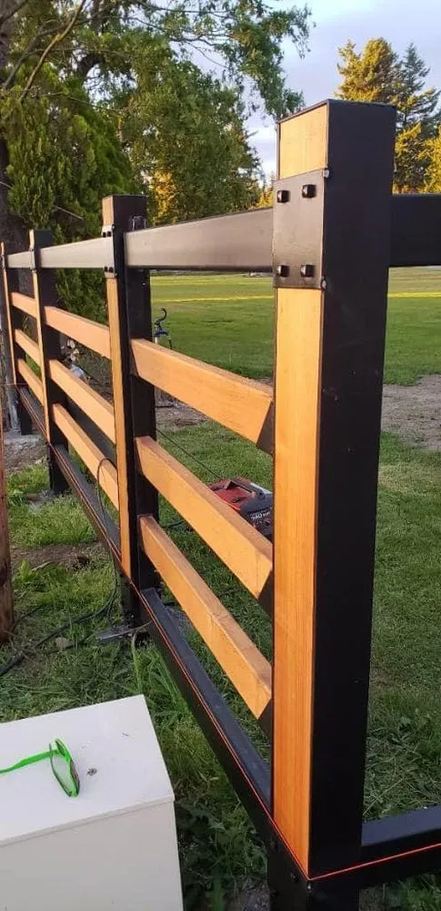 Quality privacy fencing service in Enumclaw, WA - Webley Made