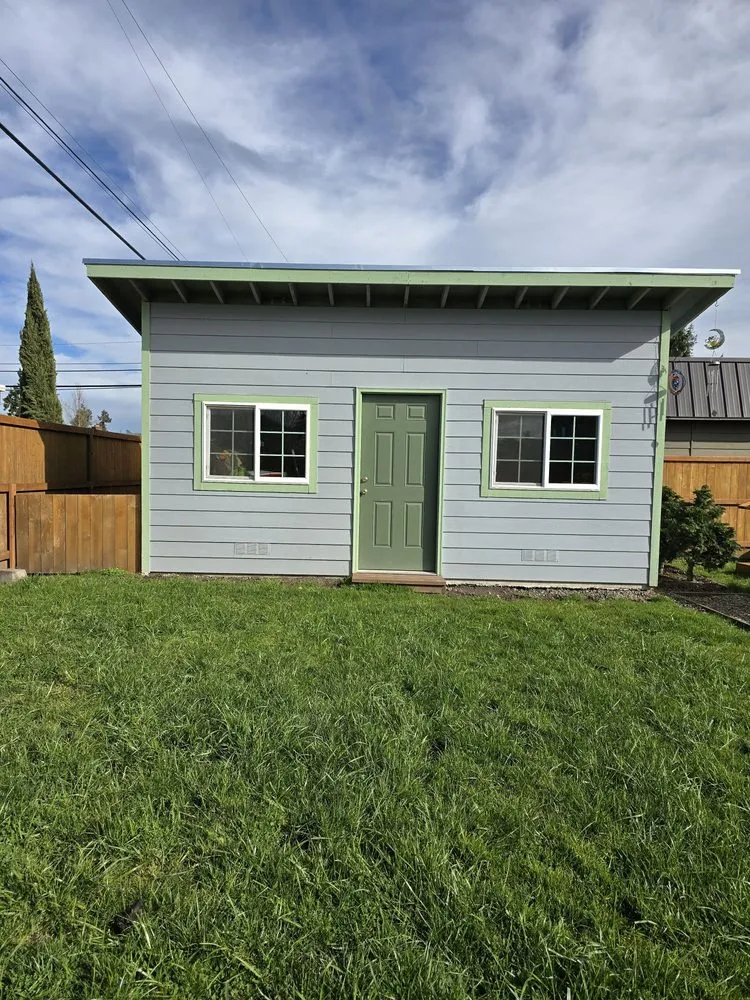 Affordable fence installation in Eugene, OR by Weyer's Construction
