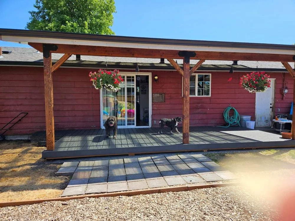 Professional fence repair in Eugene, OR by Weyer's Construction