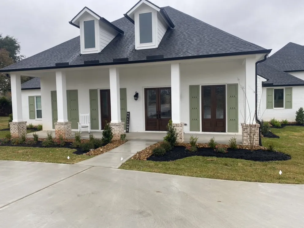 Quality privacy fencing in Conroe, TX by Yardigan’s Landscaping