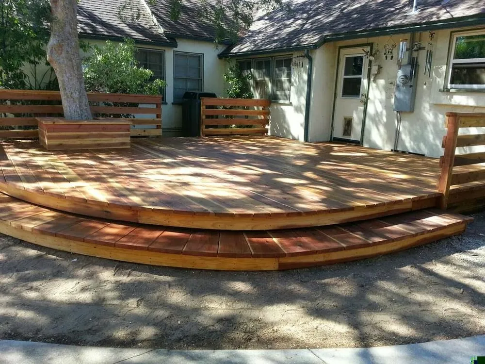 Quality wood fence service for homes in Burbank, CA by YourDeckBuilder