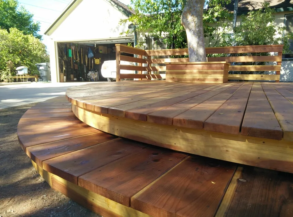 Affordable chain link fencing experts serving Burbank, CA - YourDeckBuilder