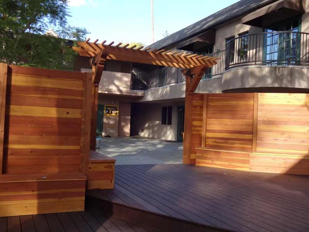 Trusted fence repair in Burbank, CA by YourDeckBuilder