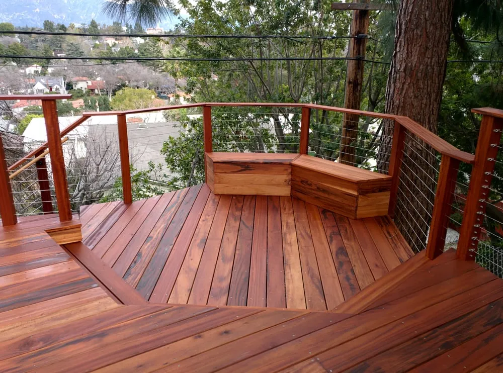 Quality chain link fencing experts serving Burbank, CA - YourDeckBuilder