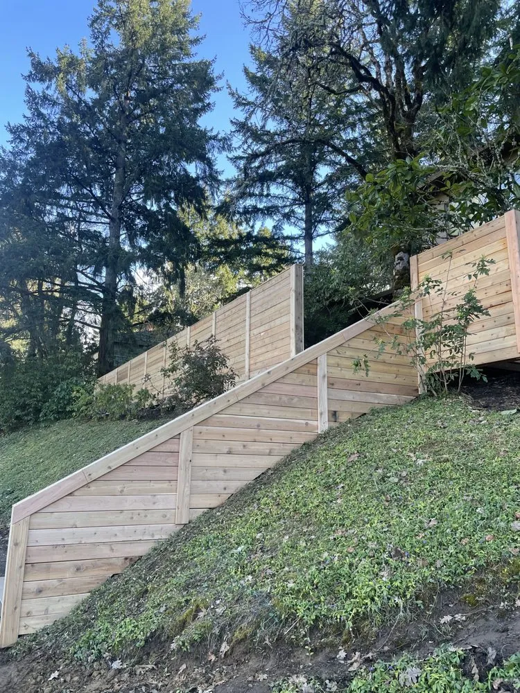 Top-rated wood fence service in Eugene, OR by Zent Construction