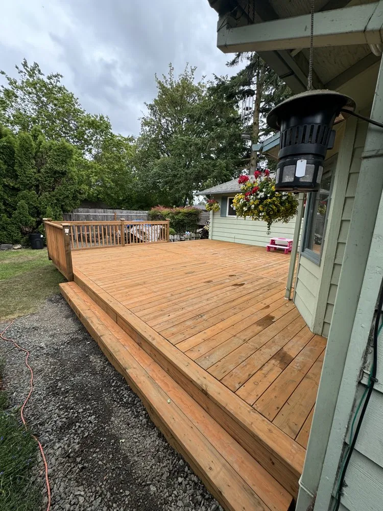 Local fence installation in Eugene, OR by Zent Construction