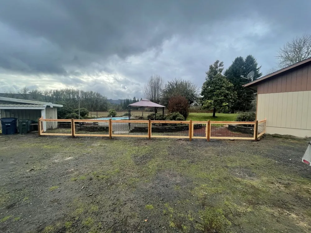 Quality fence repair for homes in Eugene, OR by Zent Construction